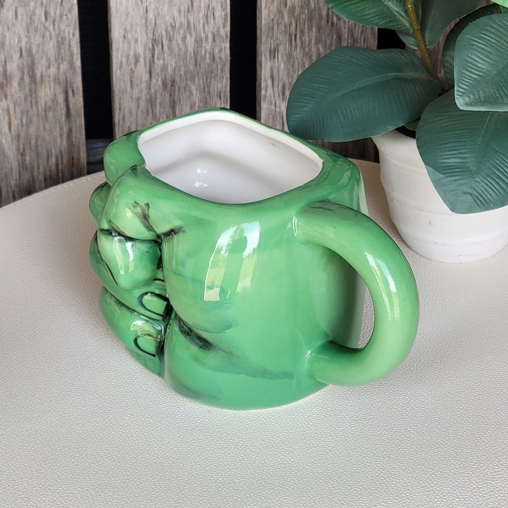 Incredible Hulk Green Oversized Fist Mug- Marvel - Picture 5 of 10